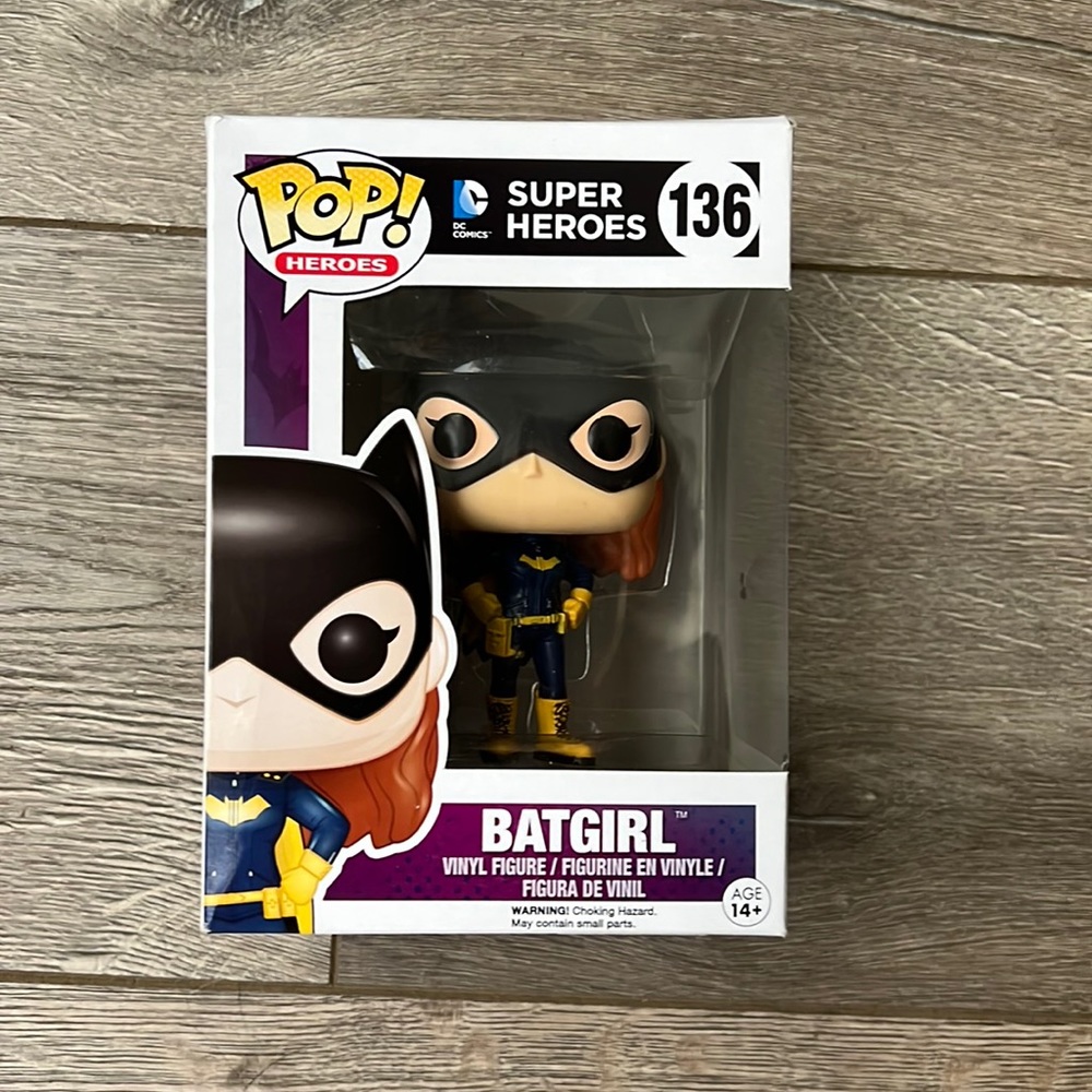 Funko Pop Batgirl #136, DC Super Heroes
